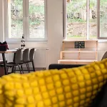 Remote Work Friendly Zahradní U Jezera Apartmán