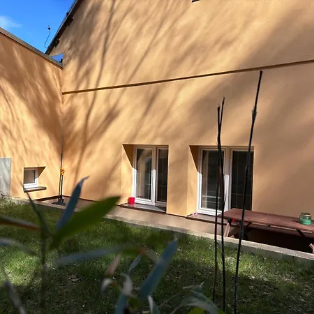 Apartment Remote Work Friendly Zahradni U Jezera