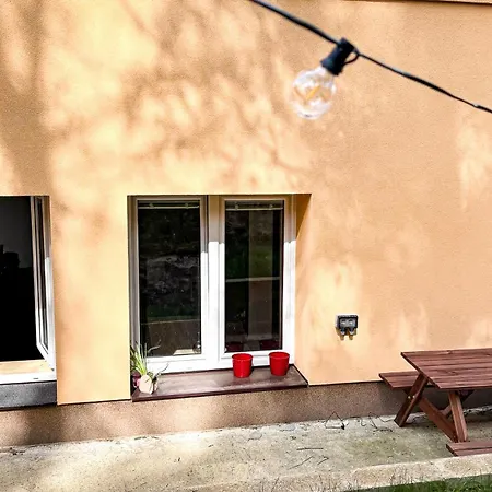 Remote Work Friendly Zahradni U Jezera Daire